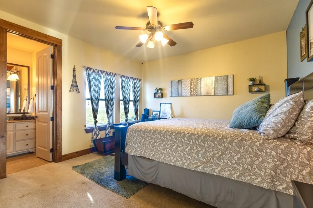 3179 Canyon Wren Loop Possum Kingdom Lake, TX 76449