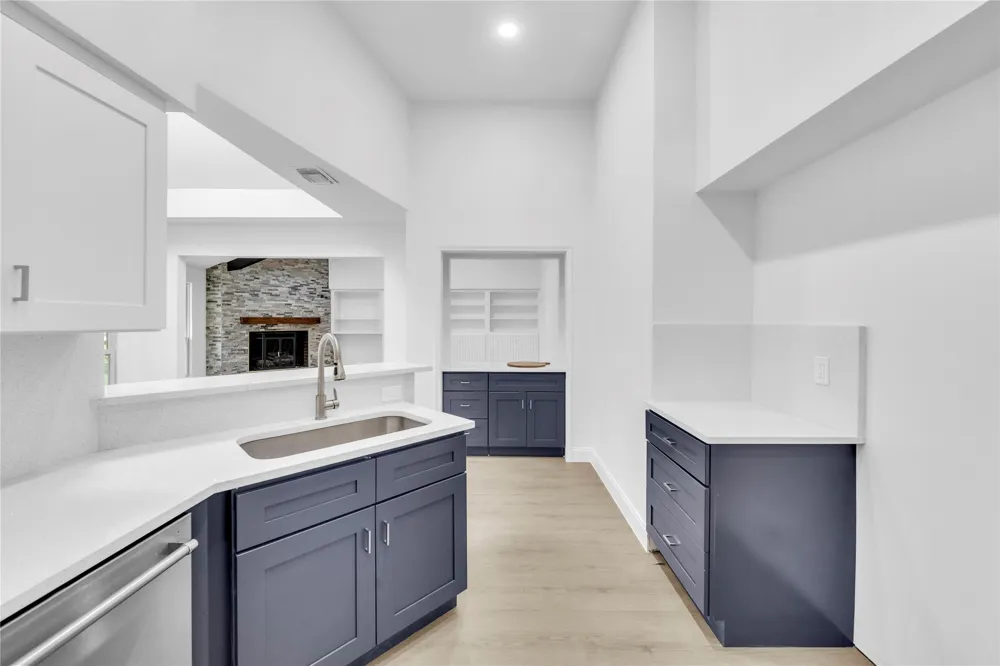 13826 Wooded Creek Court Farmers Branch, TX 75244