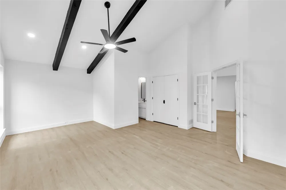 13826 Wooded Creek Court Farmers Branch, TX 75244