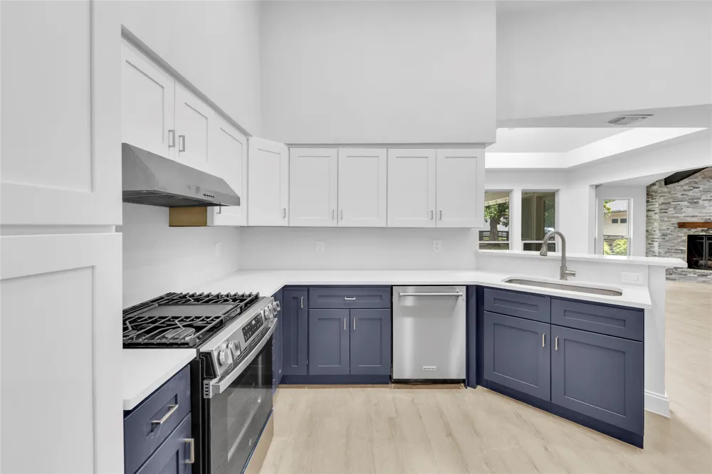13826 Wooded Creek Court Farmers Branch, TX 75244