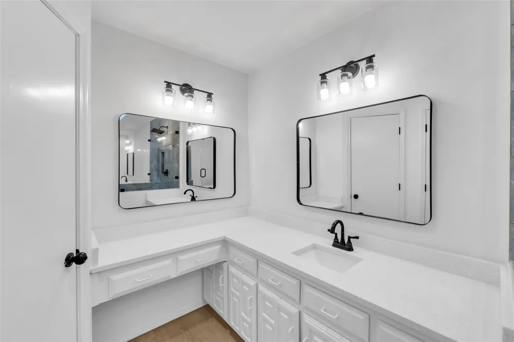 13826 Wooded Creek Court Farmers Branch, TX 75244