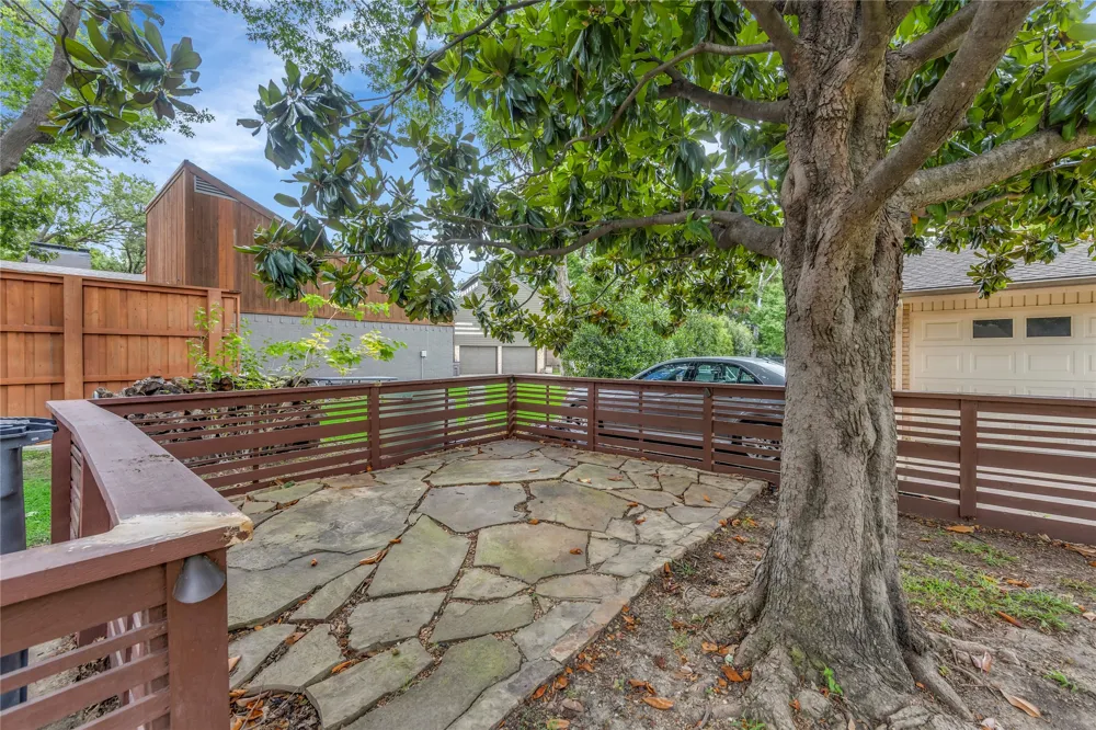 13826 Wooded Creek Court Farmers Branch, TX 75244