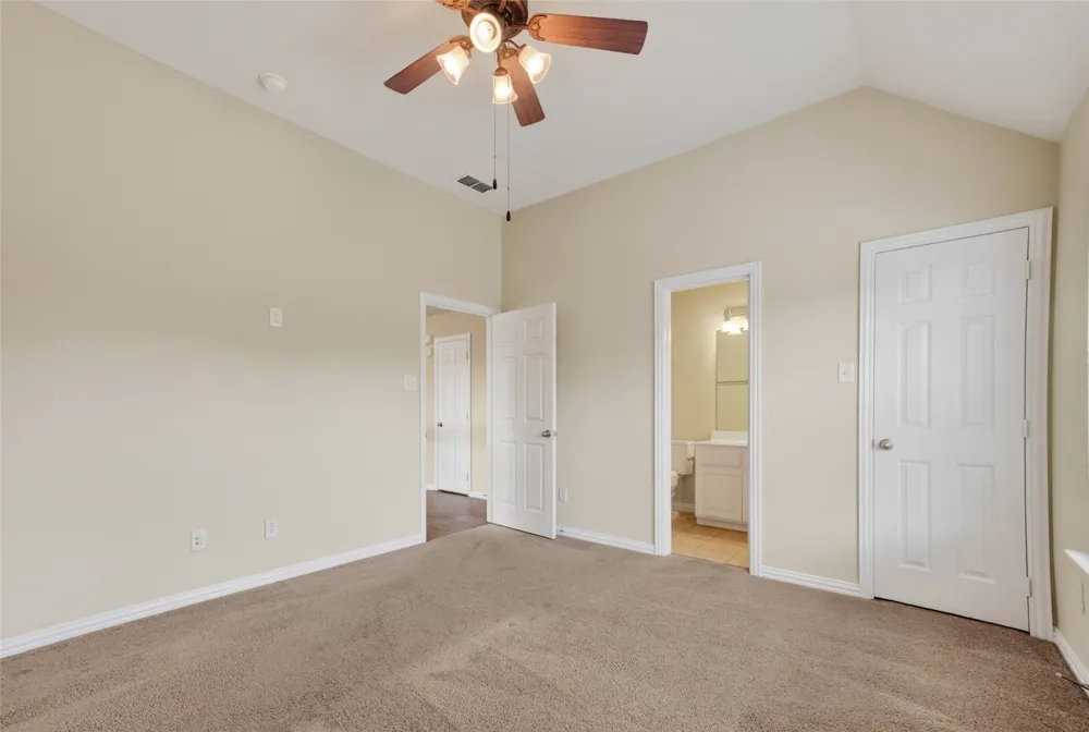 6421 Fieldcrest Lane Sachse, TX 75048