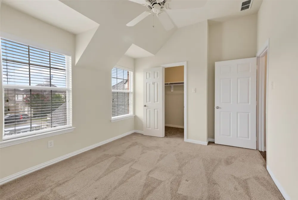 6421 Fieldcrest Lane Sachse, TX 75048