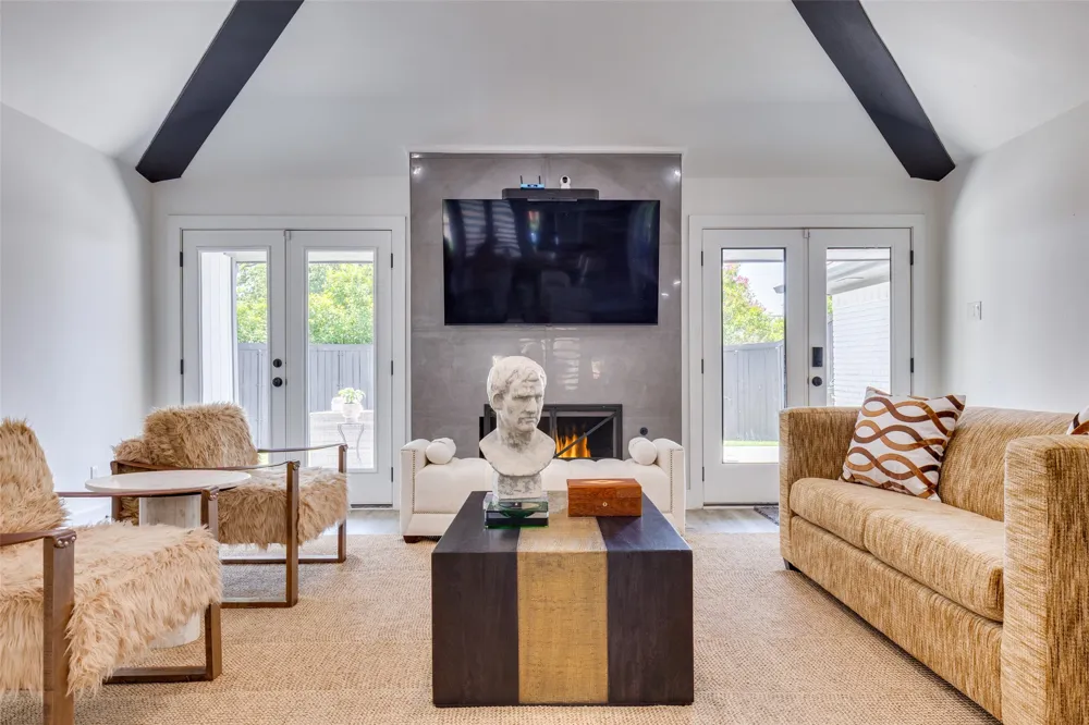 6626 Harvest Glen Drive Dallas, TX 75248