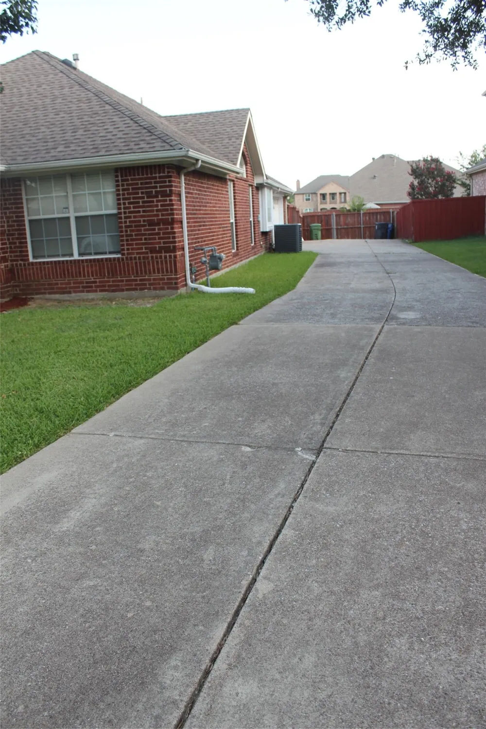 114 Briar Oak Drive Murphy, TX 75094