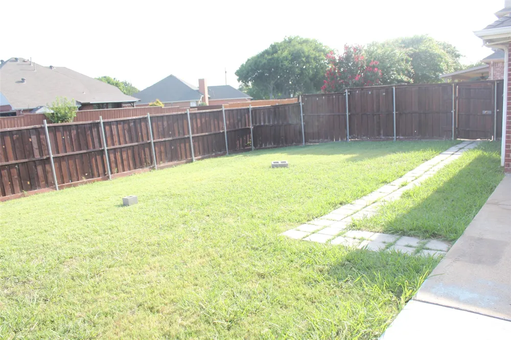114 Briar Oak Drive Murphy, TX 75094