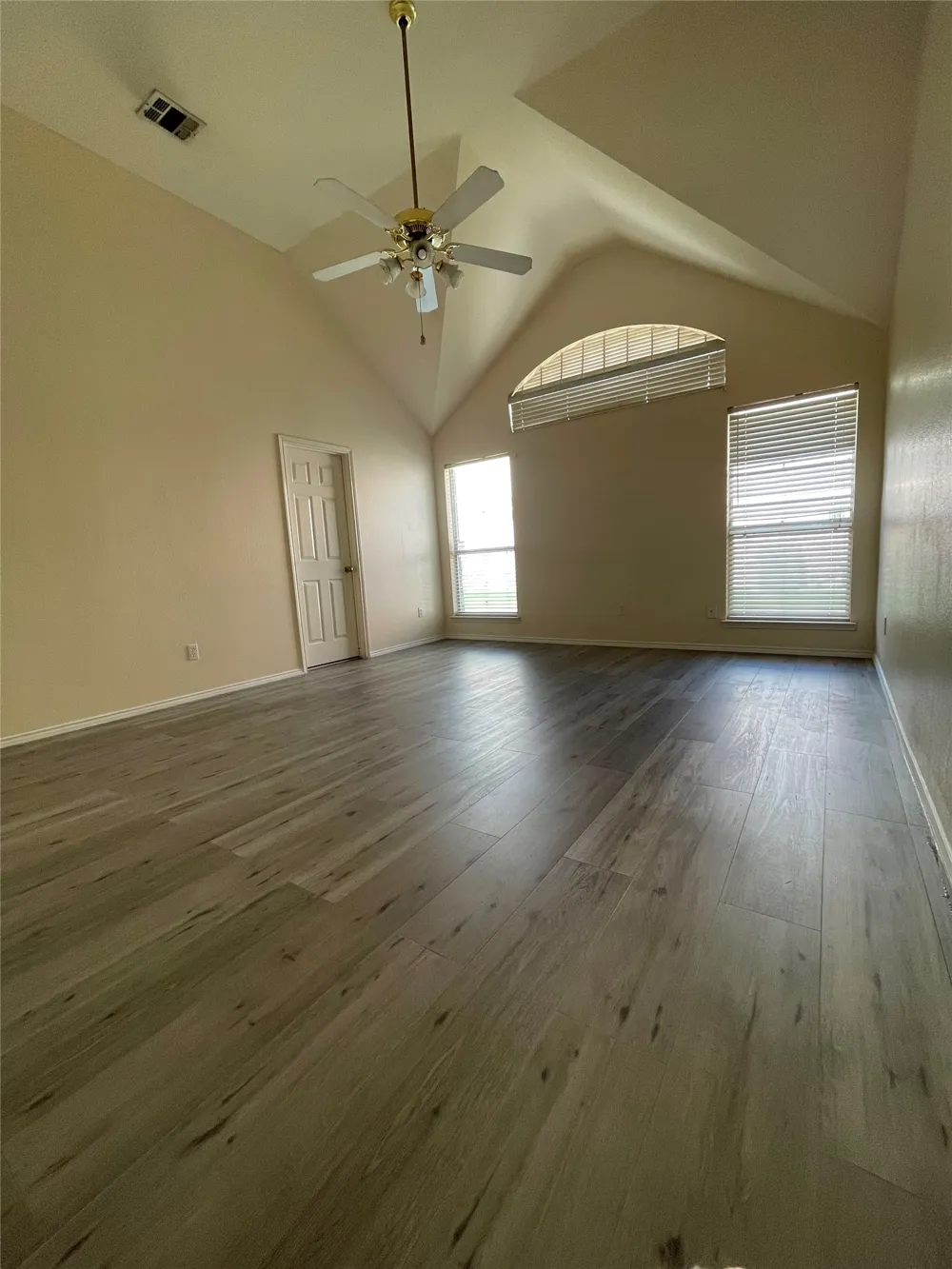 114 Briar Oak Drive Murphy, TX 75094