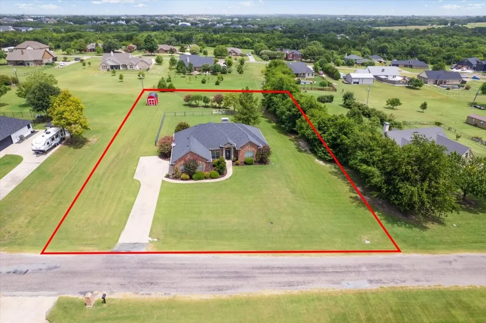 146 Derby Drive Van Alstyne, TX 75495