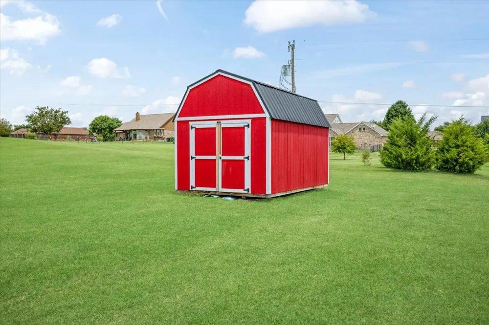 146 Derby Drive Van Alstyne, TX 75495