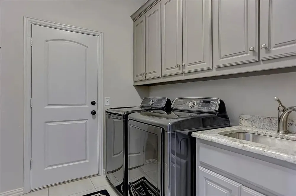 146 Derby Drive Van Alstyne, TX 75495