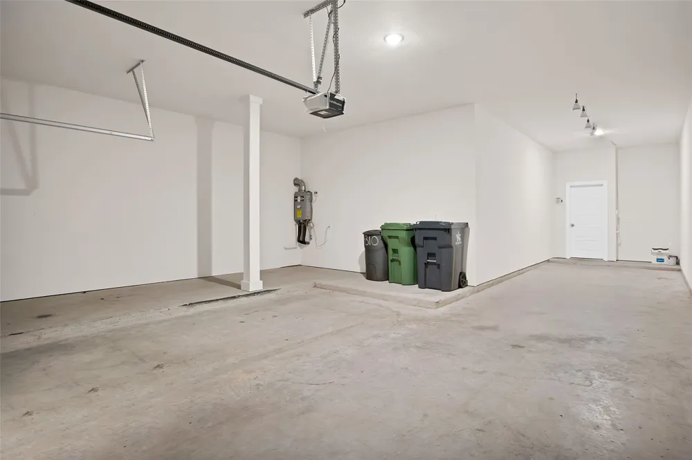 4310 Indigo Lark Lane Arlington, TX 76005