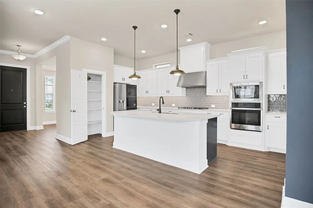 4310 Indigo Lark Lane Arlington, TX 76005
