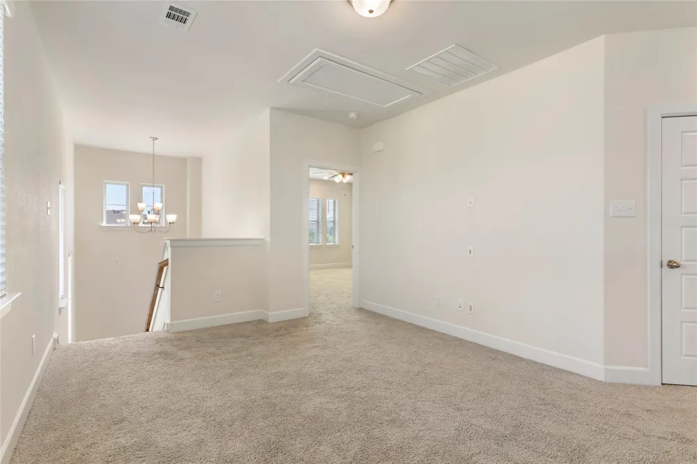 4310 Indigo Lark Lane Arlington, TX 76005