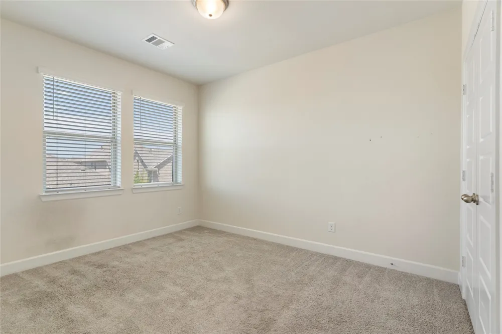 4310 Indigo Lark Lane Arlington, TX 76005