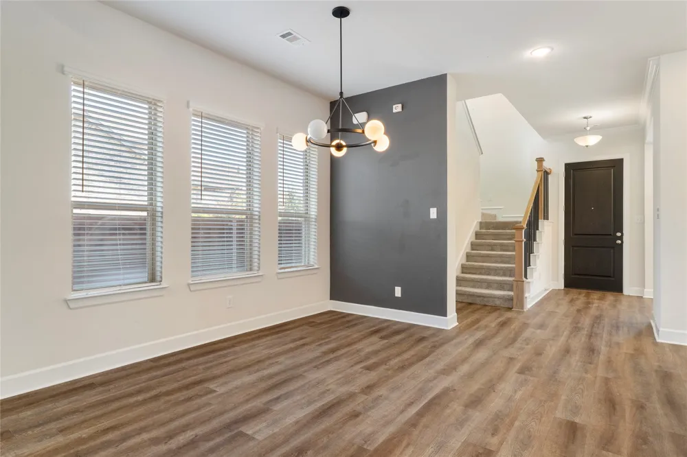 4310 Indigo Lark Lane Arlington, TX 76005