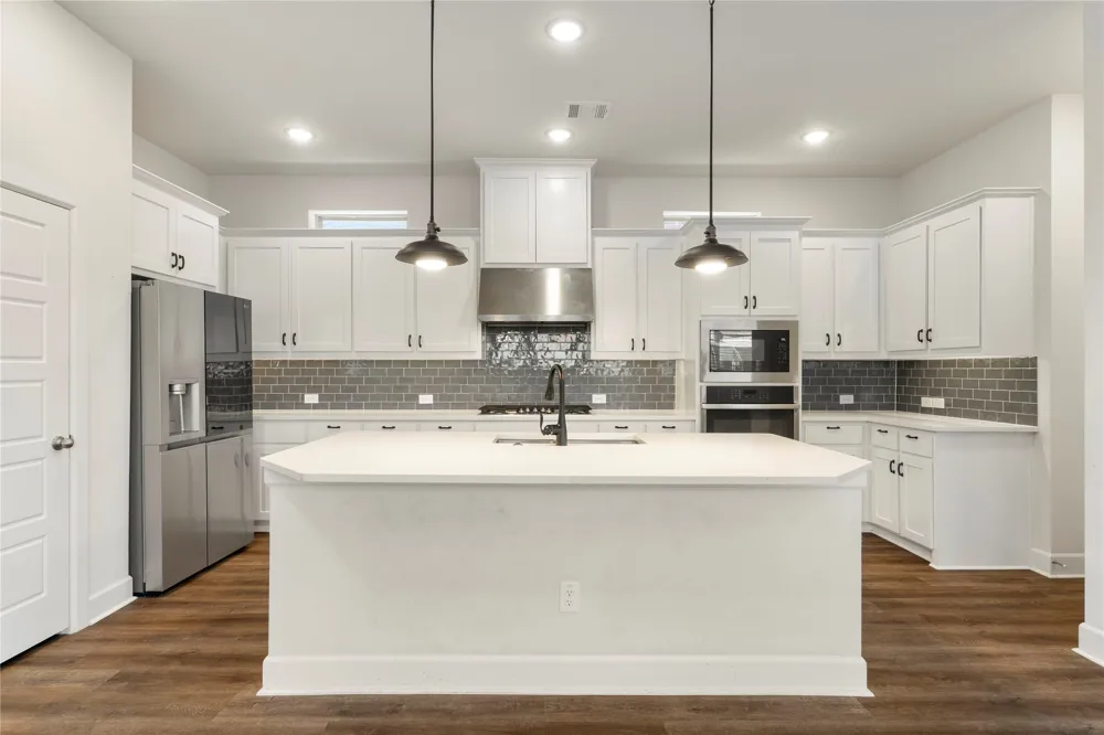 4310 Indigo Lark Lane Arlington, TX 76005