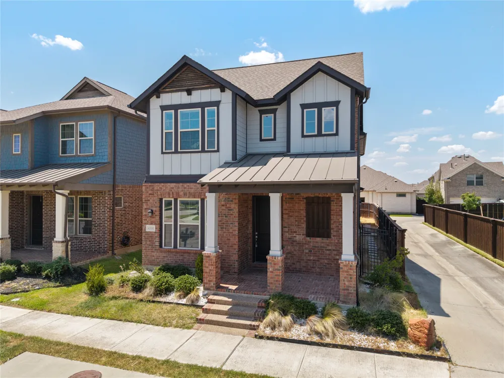 4310 Indigo Lark Lane Arlington, TX 76005