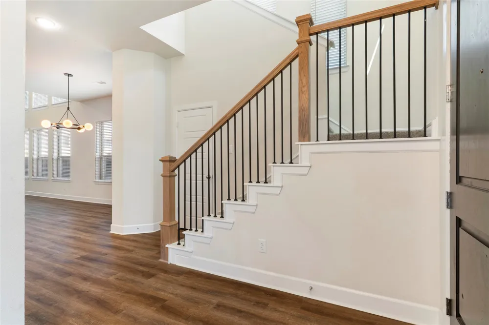 4310 Indigo Lark Lane Arlington, TX 76005