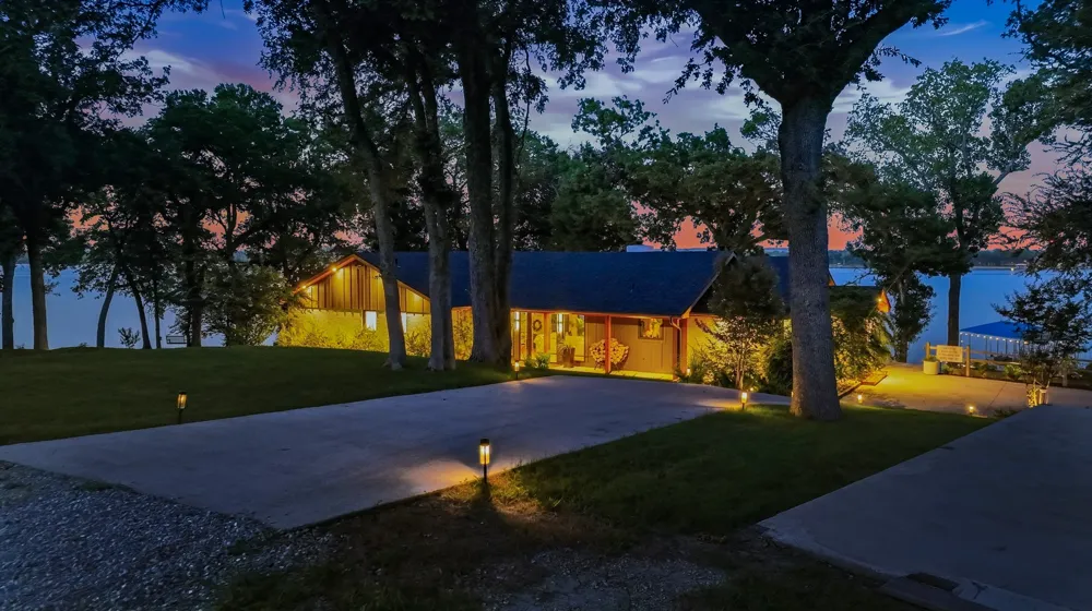 7250 Briar Road Azle, TX 76020