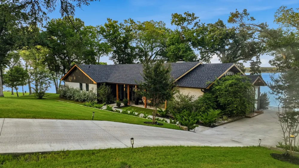 7250 Briar Road Azle, TX 76020