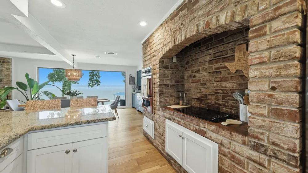 7250 Briar Road Azle, TX 76020