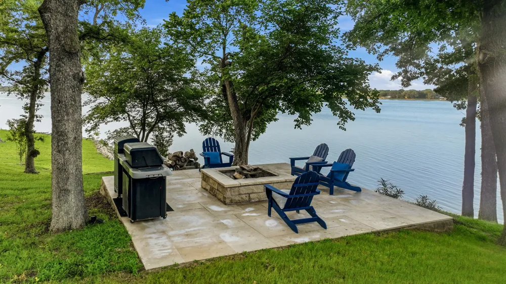7250 Briar Road Azle, TX 76020