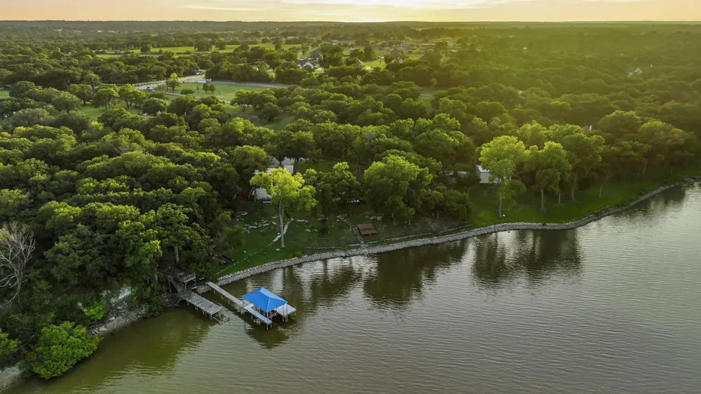 7250 Briar Road Azle, TX 76020