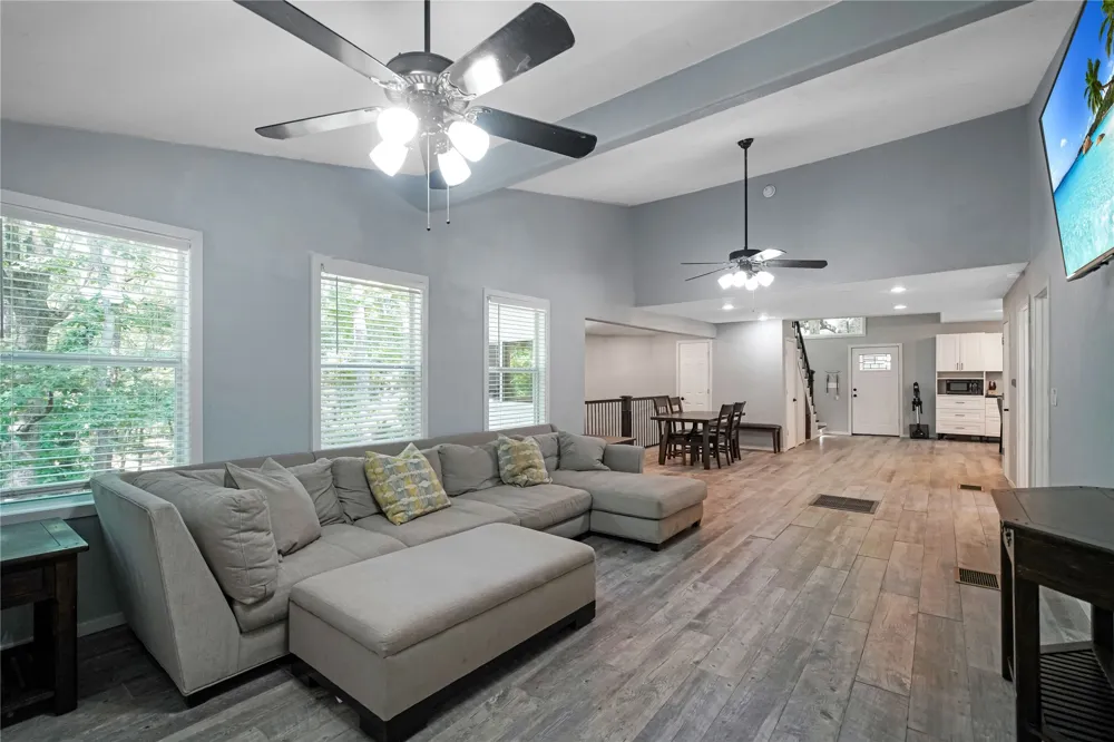 2228 W Holly Trail Holly Lake Ranch, TX 75765