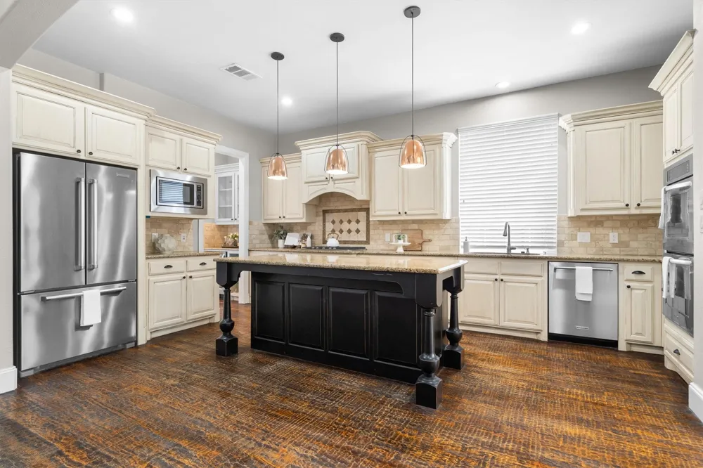 9161 Cedar Ridge Lantana, TX 76226