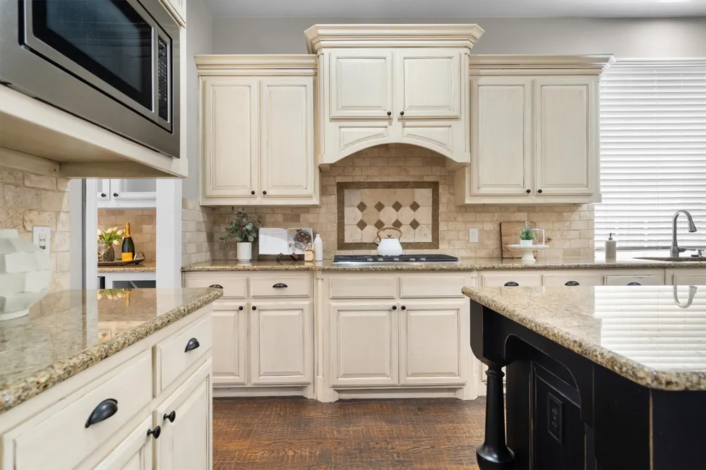 9161 Cedar Ridge Lantana, TX 76226