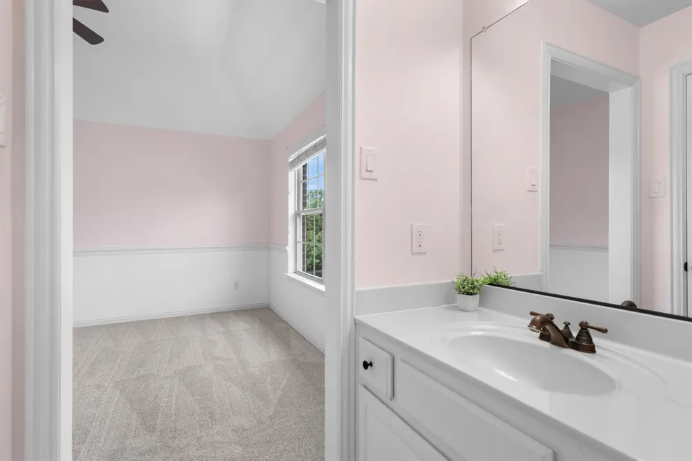 9161 Cedar Ridge Lantana, TX 76226