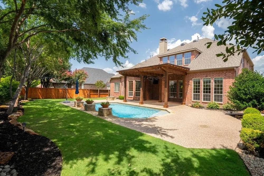 9161 Cedar Ridge Lantana, TX 76226