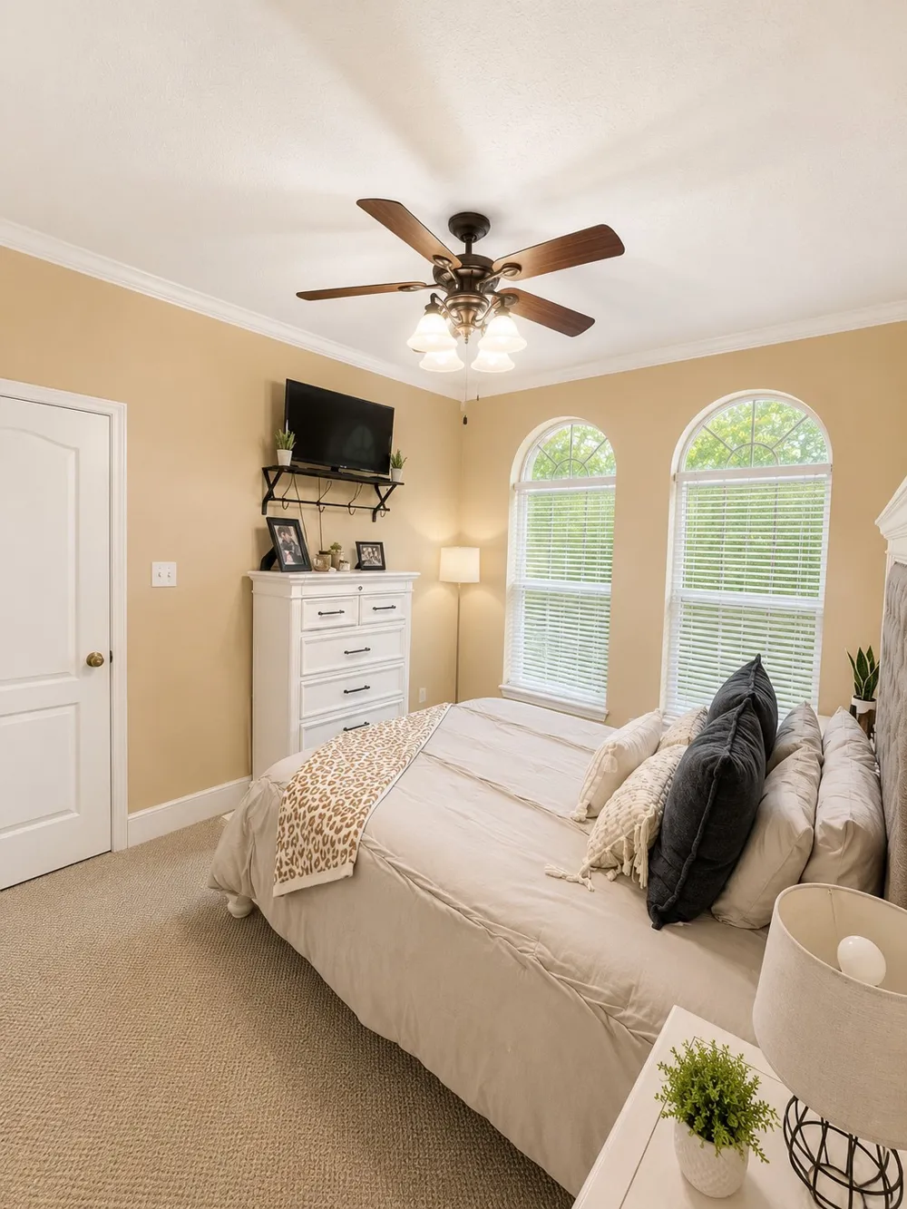 1622 Shady Lake Circle Henderson, TX 75652