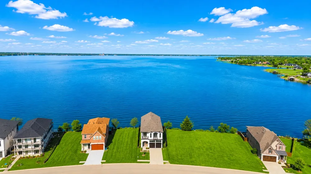 18027 Lake Ray Hubbard Drive Forney, TX 75126