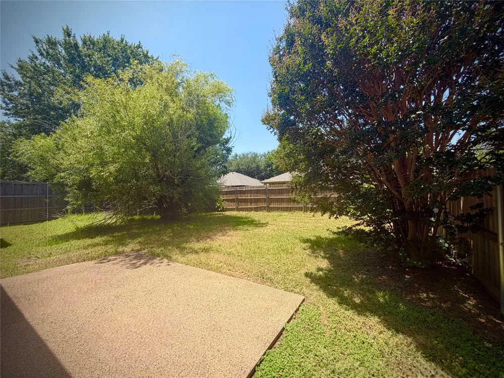3203 Blue Jay Drive Corinth, TX 76210