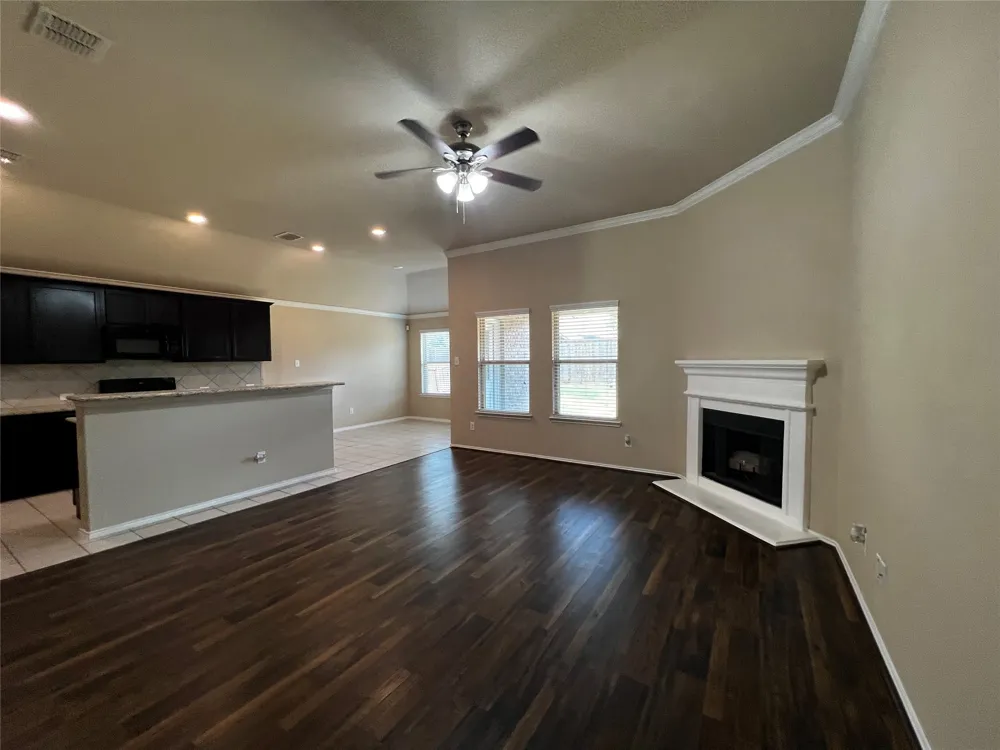 11908 Clearpoint Court Frisco, TX 75036