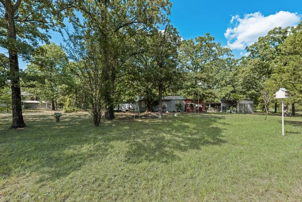 106 Hammer Road Eustace, TX 75124