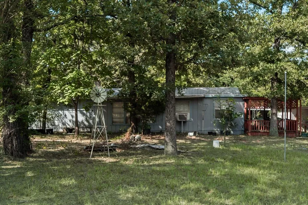 106 Hammer Road Eustace, TX 75124