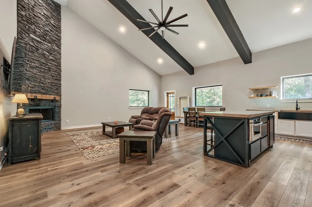 6051 County Road 2297 Quinlan, TX 75474