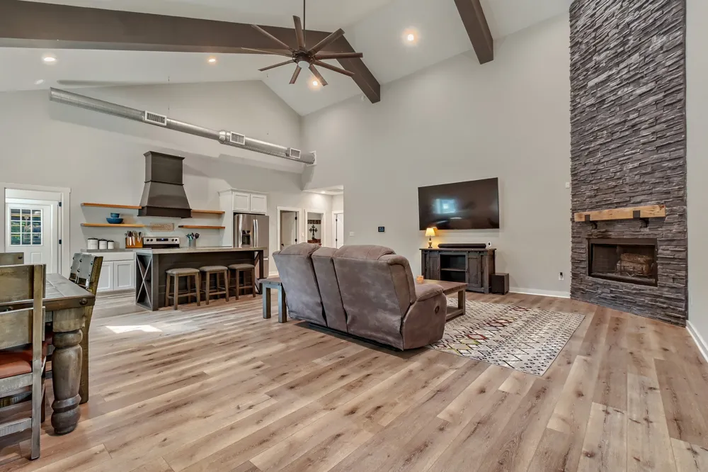 6051 County Road 2297 Quinlan, TX 75474