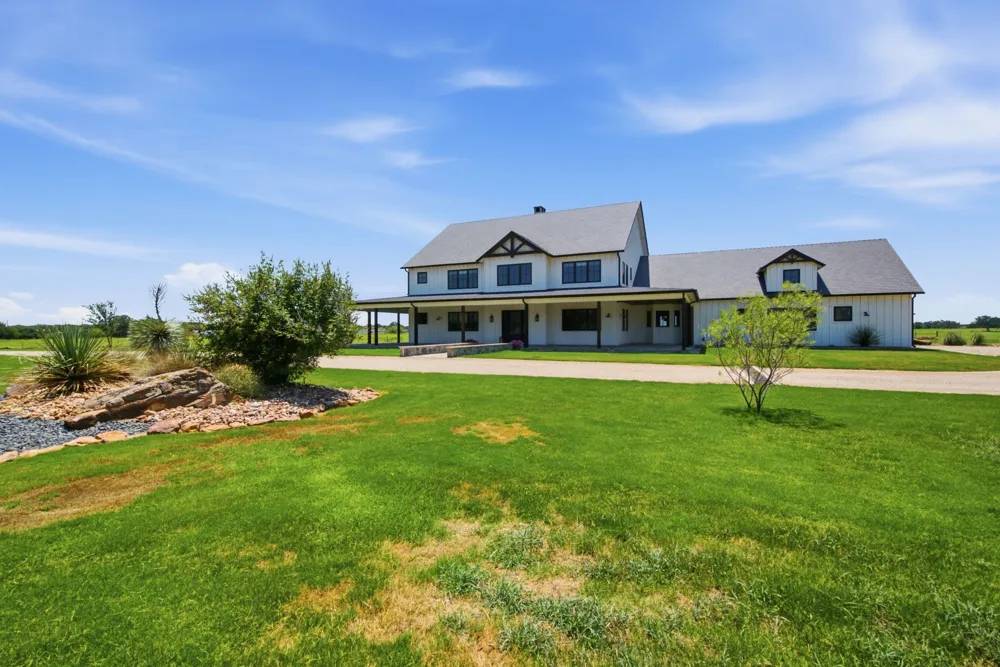 1670 Bosley Road Santo, TX 76472