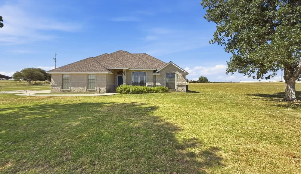 340 Red Baron Drive Rhome, TX 76078