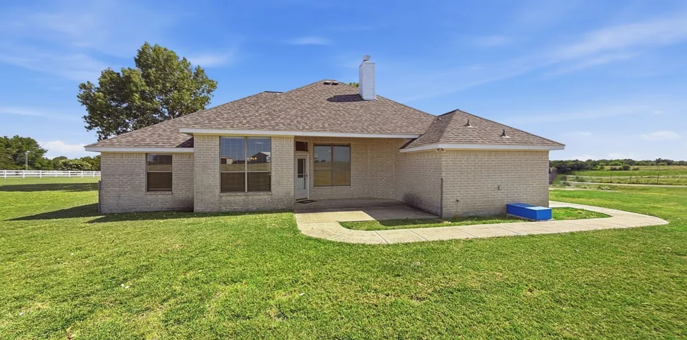 340 Red Baron Drive Rhome, TX 76078