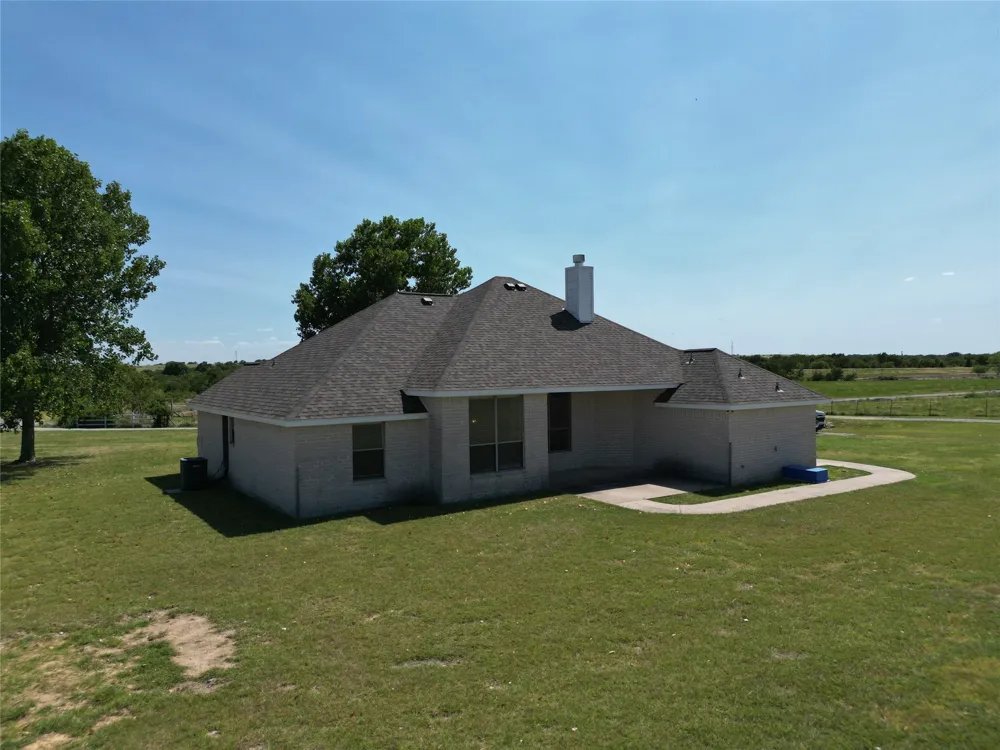 340 Red Baron Drive Rhome, TX 76078