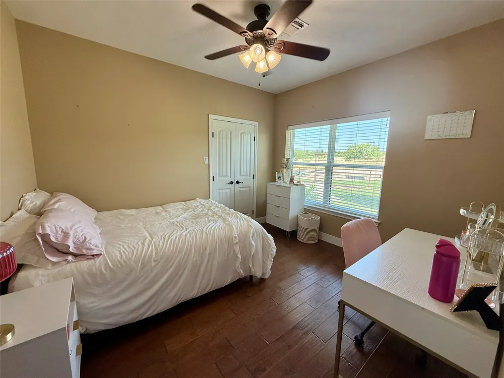 2553 Stonewall Valley Christoval, TX 76935