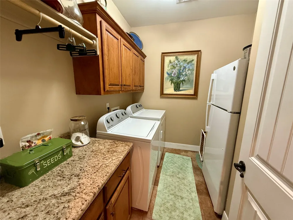 2553 Stonewall Valley Christoval, TX 76935