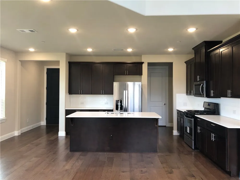 4592 Titus Circle Plano, TX 75024