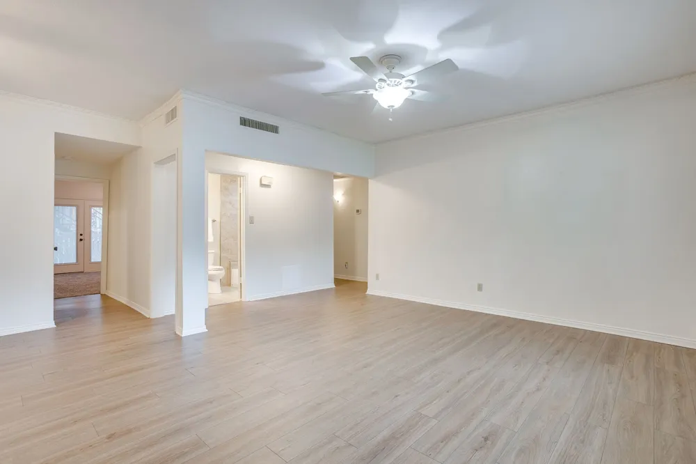 4403 S Bellaire Drive #123 Fort Worth, TX 76109