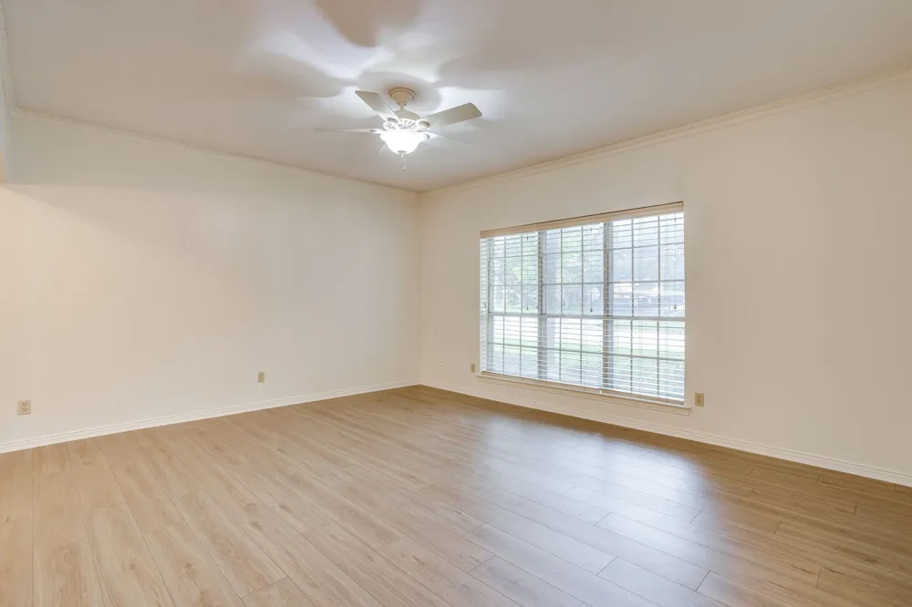 4403 S Bellaire Drive #123 Fort Worth, TX 76109